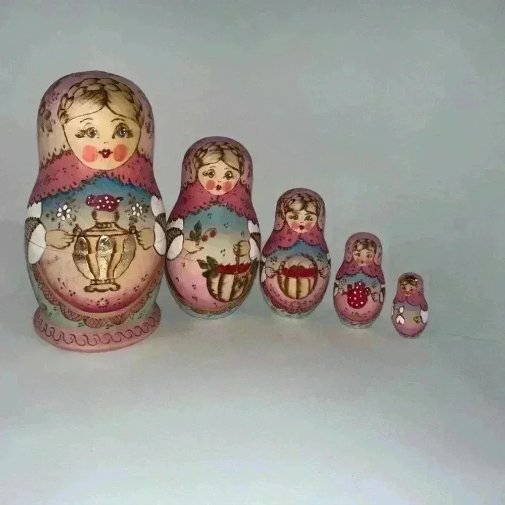 Russian Nesting Dolls Ceprueb Nocag 5 Piece Signed by Artist Vintage / Pink Blue - Picture 1 of 10